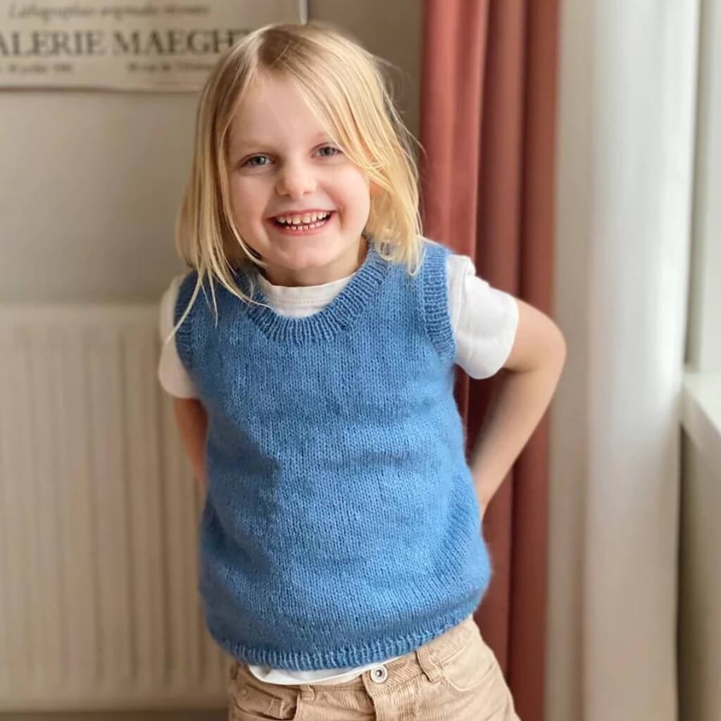 PetiteKnit Pattern Stockholm Pullunder Mini Strickanleitung - PetiteKnit (Heft) bei bei bei bei bei bei bei Lieblingsgarn