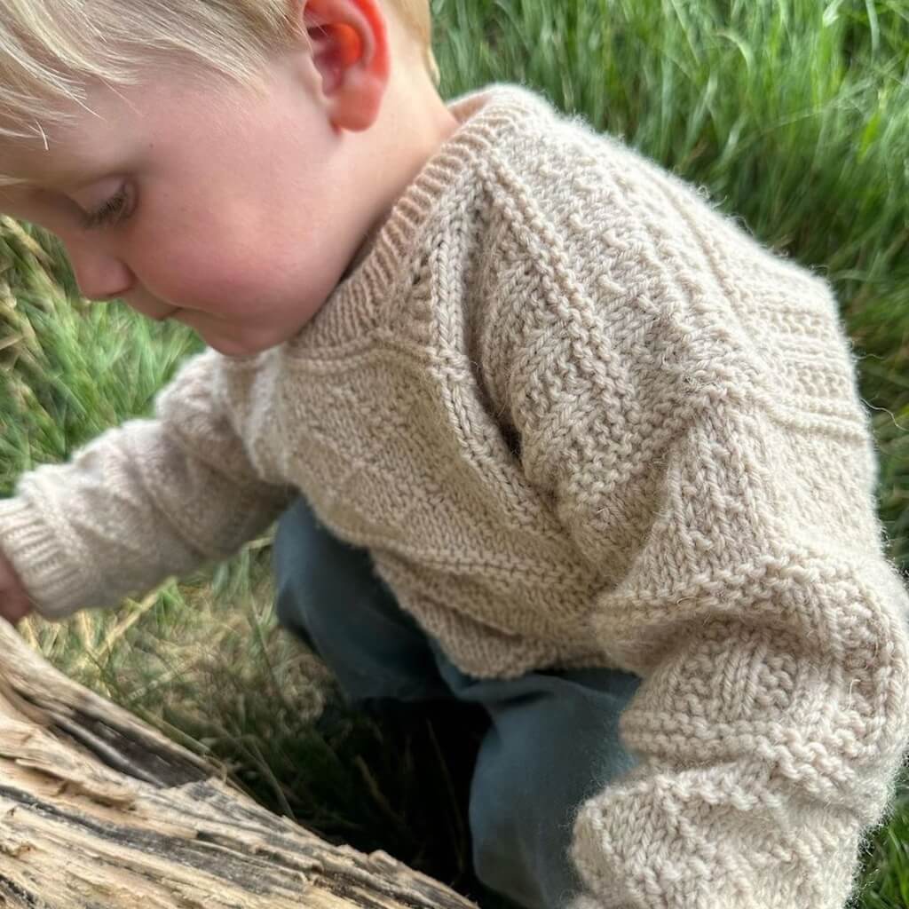 PetiteKnit Pattern Storm Sweater Junior Strickanleitung - PetiteKnit (Heft) bei bei bei bei bei bei bei bei Lieblingsgarn