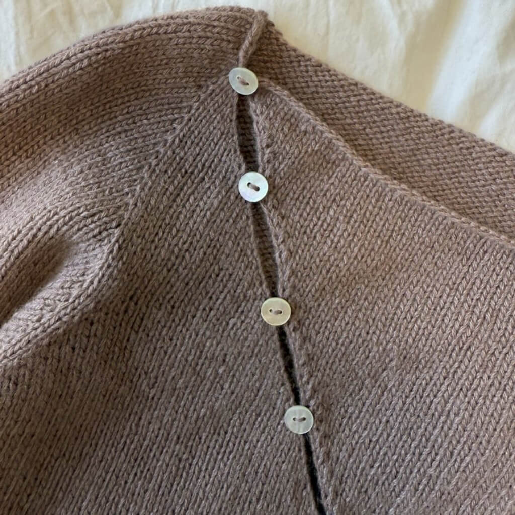 PetiteKnit Valerie Blouse Strickanleitung - PetiteKnit (Heft) bei bei bei bei bei bei bei bei bei bei bei bei Lieblingsgarn