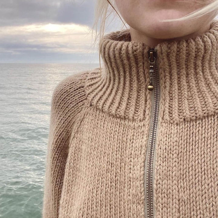 PetiteKnit Pattern Rollkragenpullover Zipper Sweater Strickanleitung - PetiteKnit (Heft) bei bei bei bei bei Lieblingsgarn