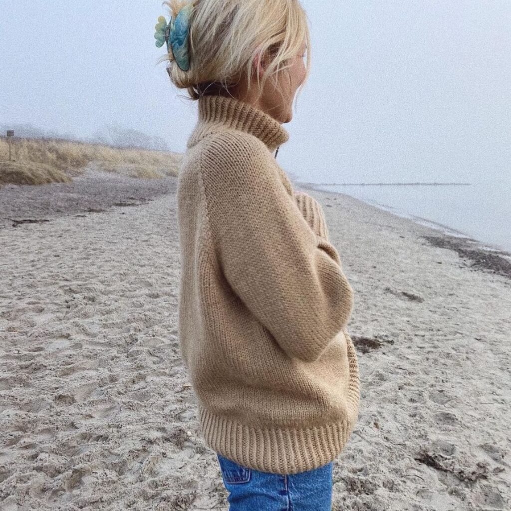 PetiteKnit Pattern Rollkragenpullover Zipper Sweater Strickanleitung - PetiteKnit (Heft) bei bei bei bei bei Lieblingsgarn
