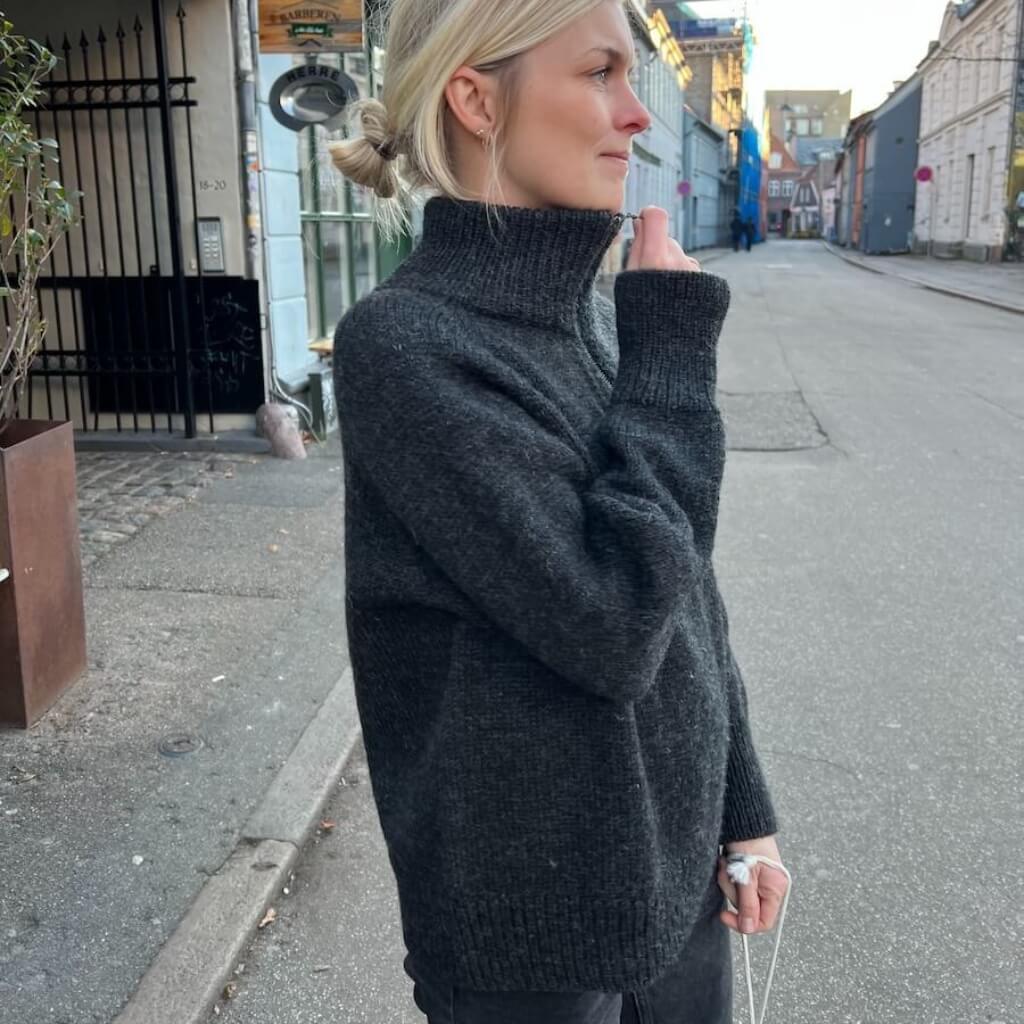 PetiteKnit Pattern Rollkragenpullover Zipper Sweater Light Strickanleitung - PetiteKnit (Heft) bei bei bei Lieblingsgarn