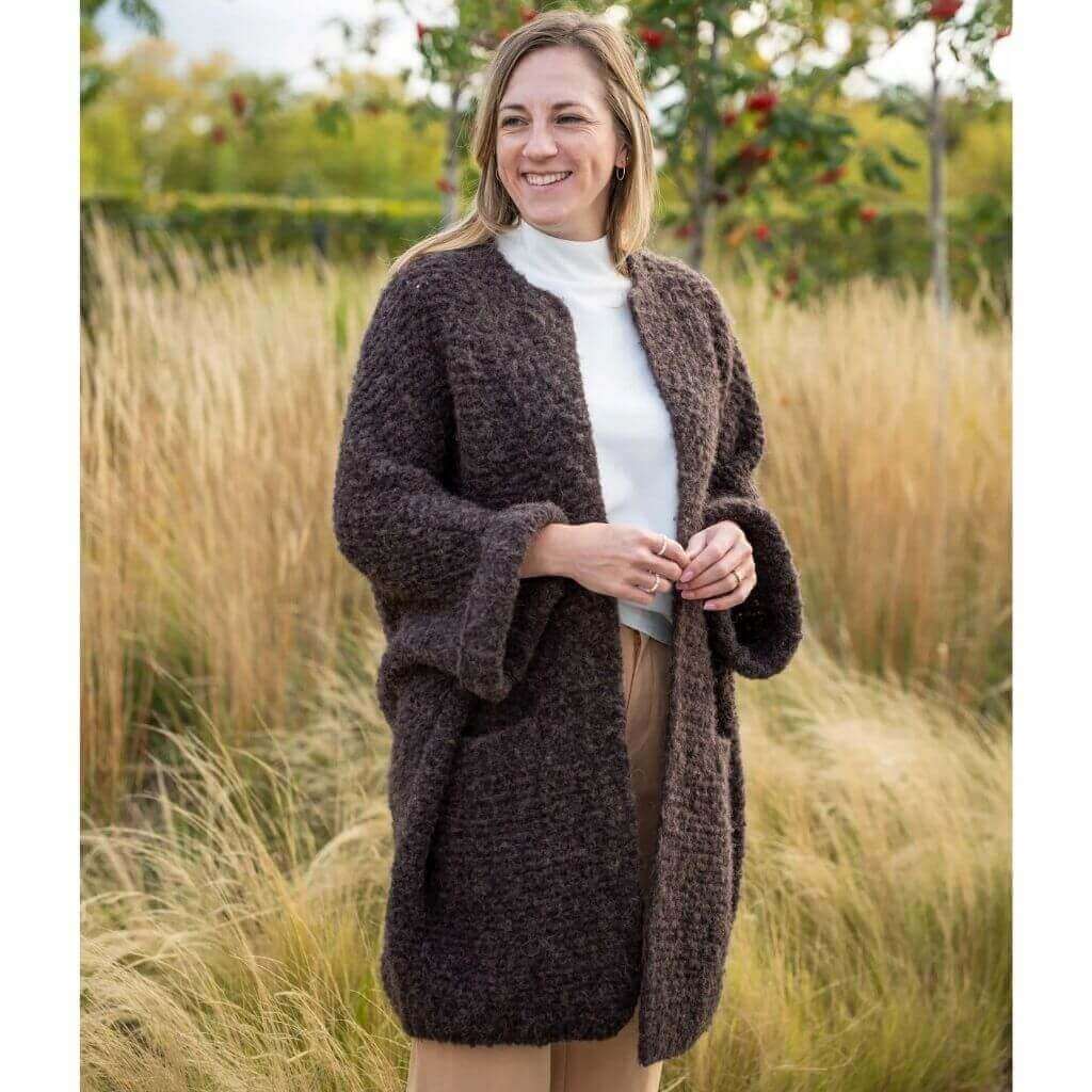 Gründl Dolce Alpaca Cardigan Strickanleitung – Produktansicht bei bei bei bei bei bei Lieblingsgarn