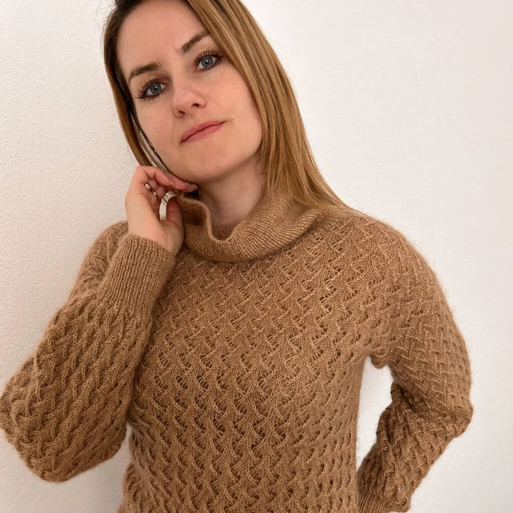 Rita Koch Josephine Sweater Pullover mit Rollkragen Strickanleitung - Rita Koch (PDF) bei bei bei bei bei bei Lieblingsgarn