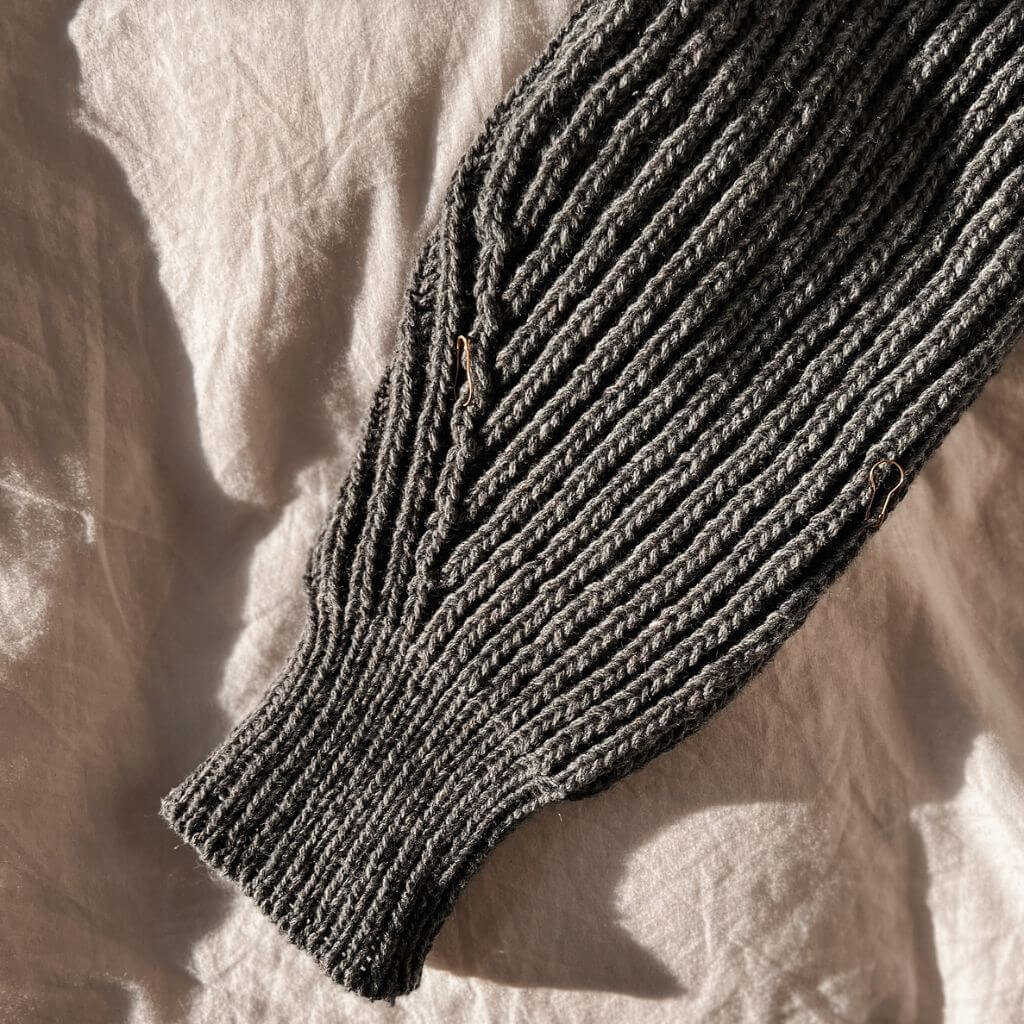 Rust Knitwear Brioche Bliss Sweater Strickanleitung - Rust Knitwear (PDF) bei bei bei bei bei bei bei bei bei Lieblingsgarn