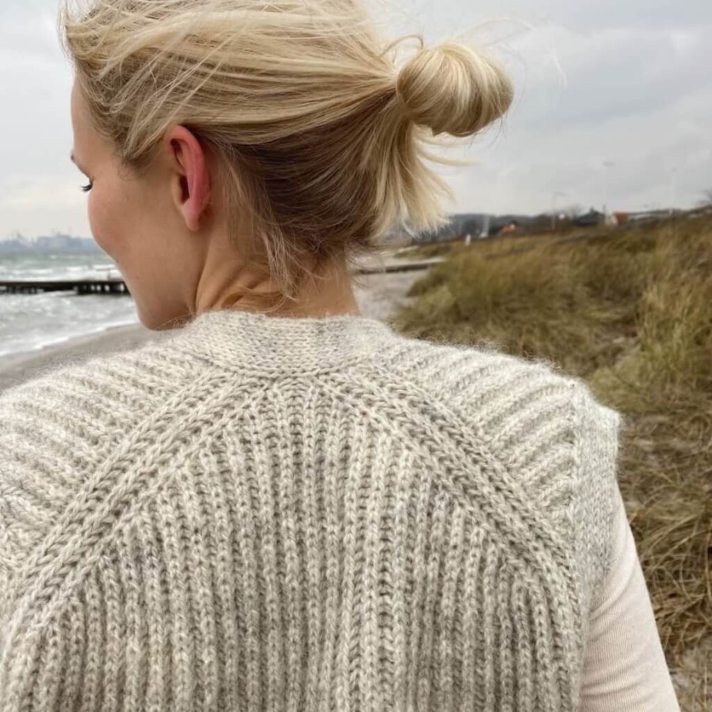 PetiteKnit Pattern Weste November Strickanleitung - PetiteKnit (Heft) bei bei bei bei bei bei bei bei bei bei Lieblingsgarn