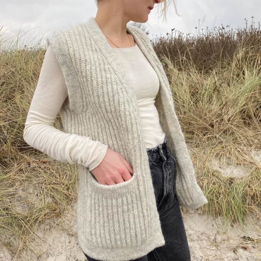 PetiteKnit Pattern Weste November Strickanleitung - PetiteKnit (Heft) bei bei bei bei bei bei bei bei bei bei Lieblingsgarn
