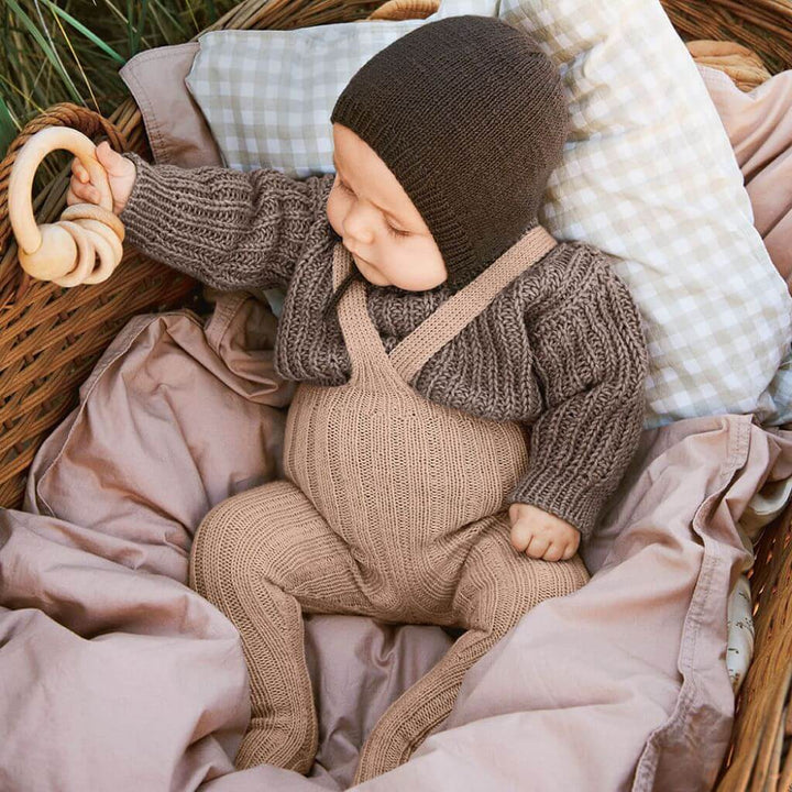 Sandnes Garn Pattern Baby Strumpfhose mit Trägern Ivo Strickanleitung - Sandnes Garn (Heft) bei bei bei bei bei Lieblingsgarn