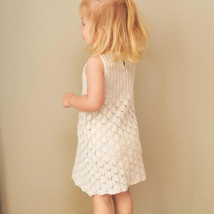 Sandnes Garn Pattern Baby Kleid Lilja Strickanleitung - Sandnes Garn (Heft) bei bei bei bei bei bei bei bei Lieblingsgarn