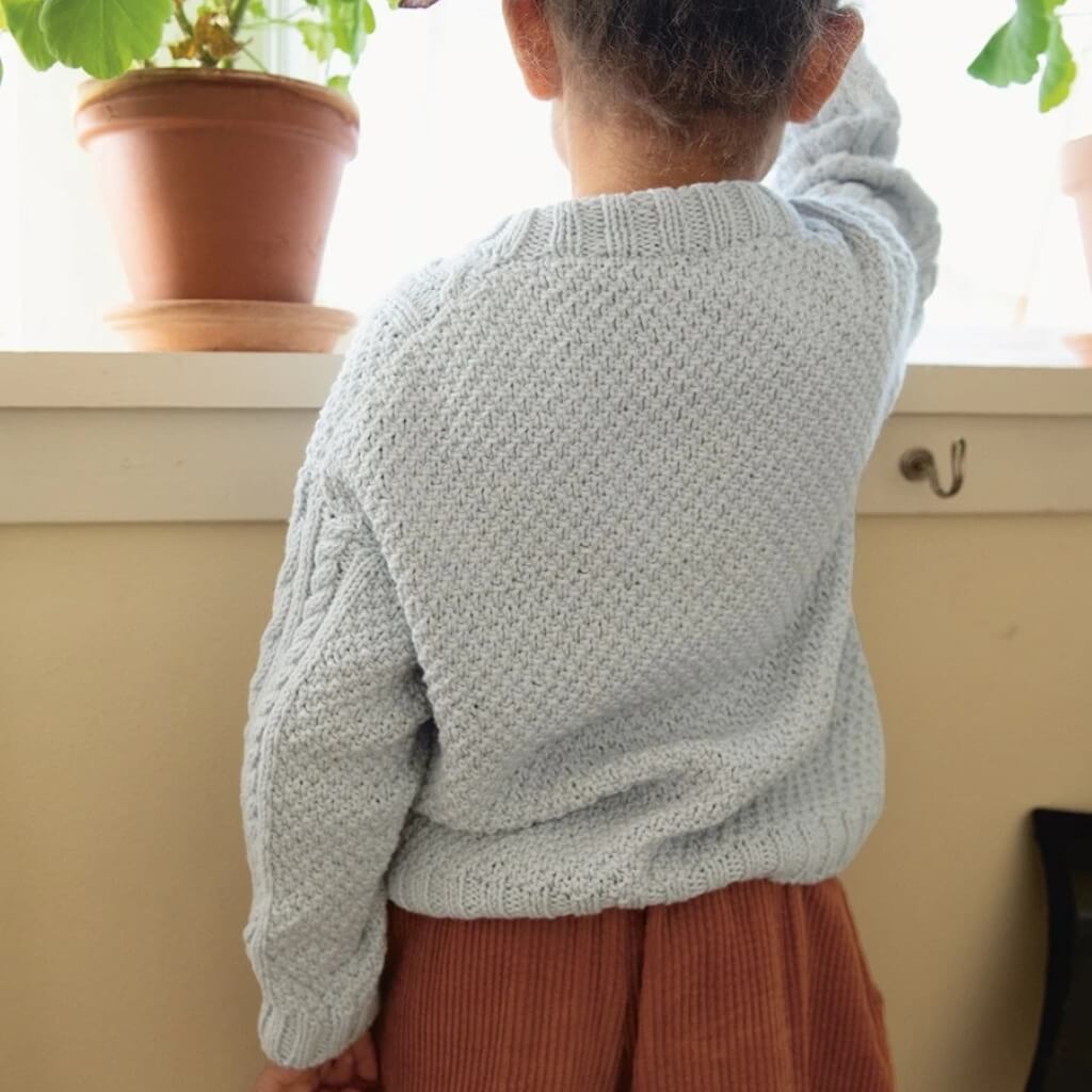 Sandnes Garn Pattern Kinderpullover Caspian Sweater Junior Strickanleitung - Sandnes Garn (Heft) bei bei bei Lieblingsgarn