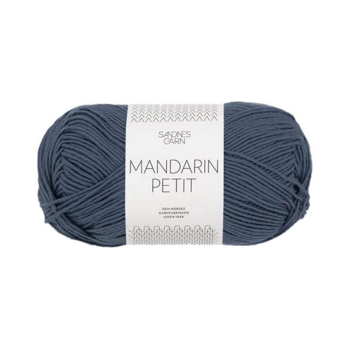 Sandnes Garn Mandarin Petit, Farbe 6061 Mørk Gråblå – Baumwolle bei Lieblingsgarn
