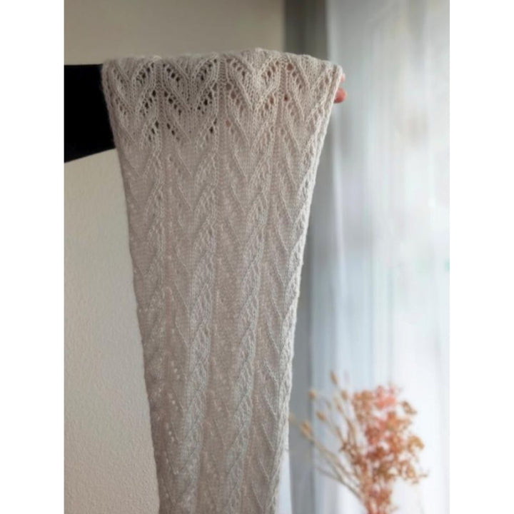 Miene Knits Tuch Heartwave Scarf Strickanleitung – Bild 2 von 2 bei Lieblingsgarn
