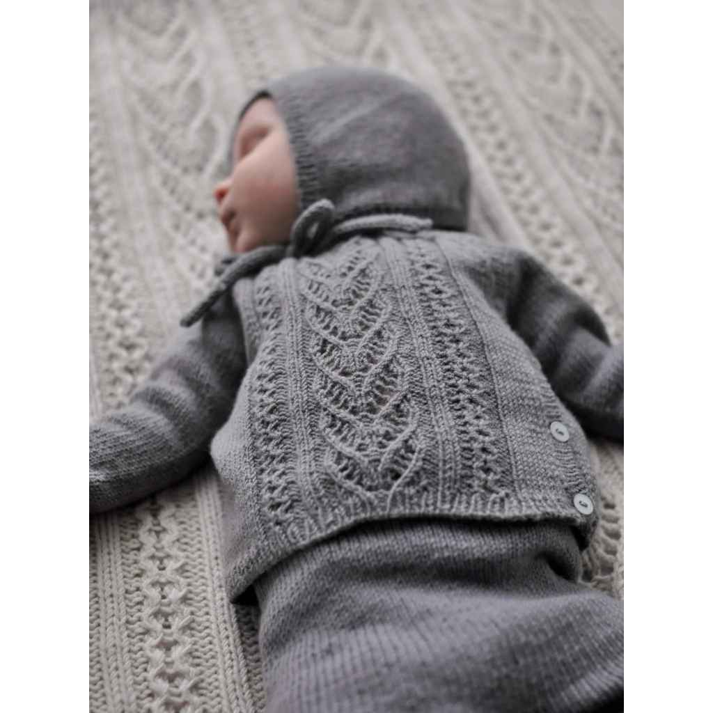 Yndestrikk Bladranke Jacke Strickanleitung – Bild 3 von 4 bei Lieblingsgarn