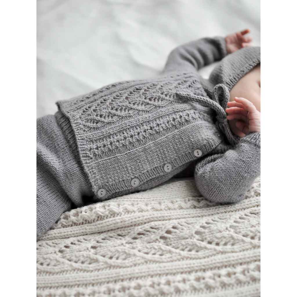 Yndestrikk Bladranke Jacke Strickanleitung – Bild 4 von 4 bei Lieblingsgarn