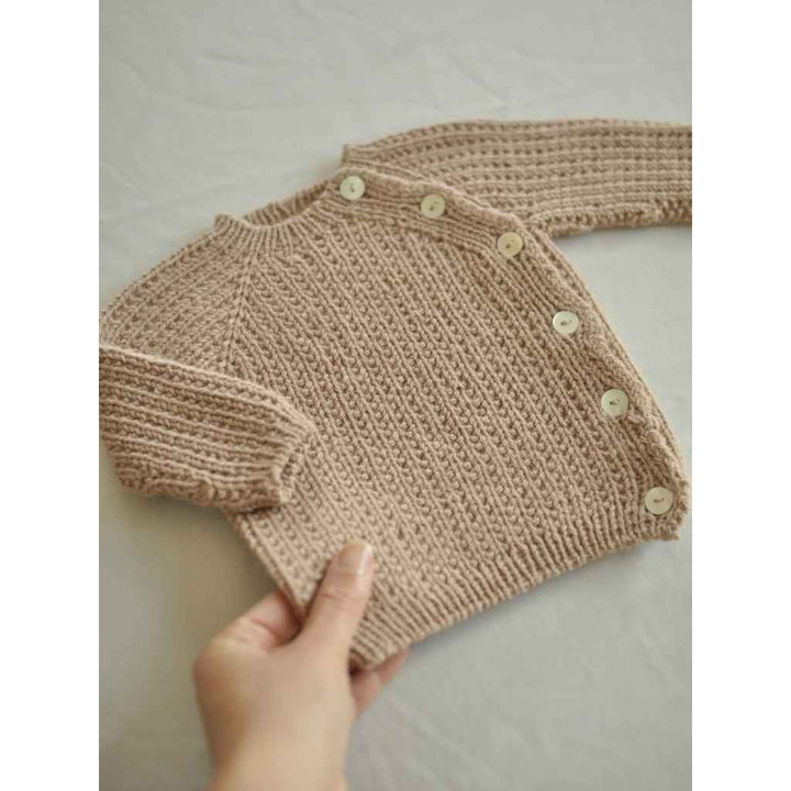 Yndestrikk Tinde Babyjacke Strickanleitung – Bild 3 von 4 bei Lieblingsgarn