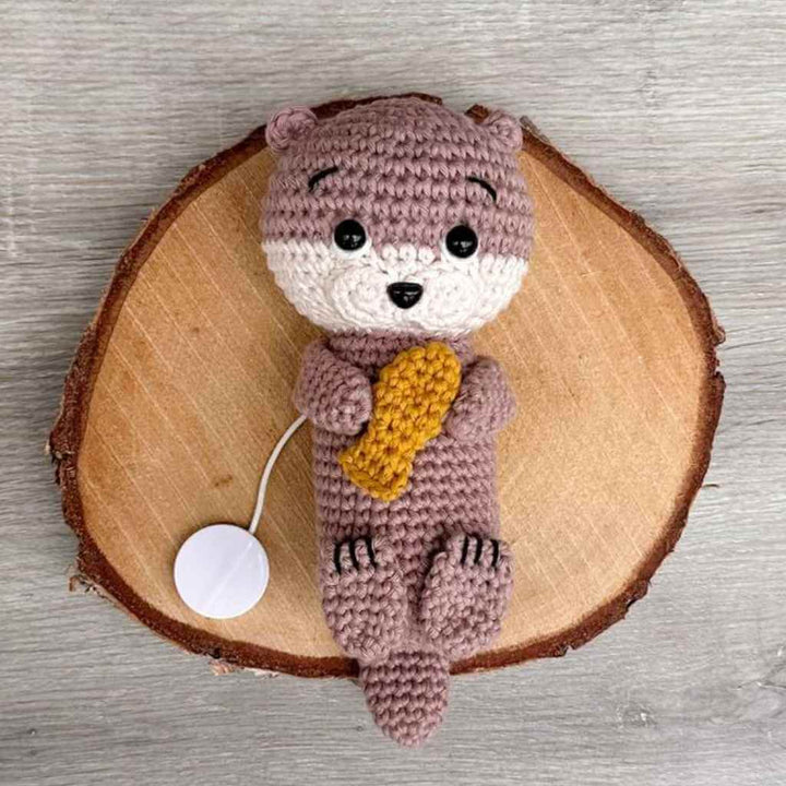 AO Design Spieluhr Otter Häkelanleitung – Bild 2 von 2 bei bei bei bei bei bei Lieblingsgarn