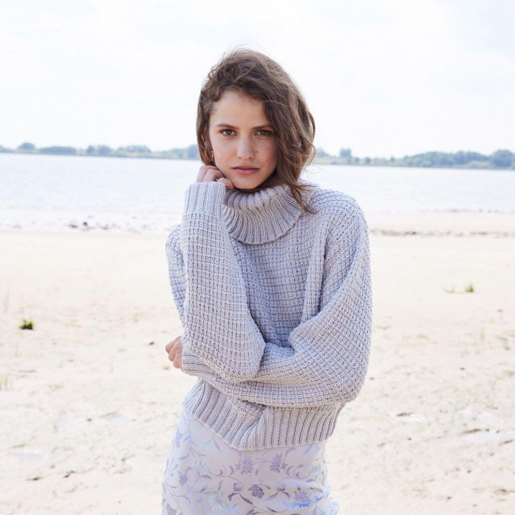Austermann Rollkragenpullover Merino 120 Exp Modell 24102 Strickanleitung – Produktansicht bei Lieblingsgarn