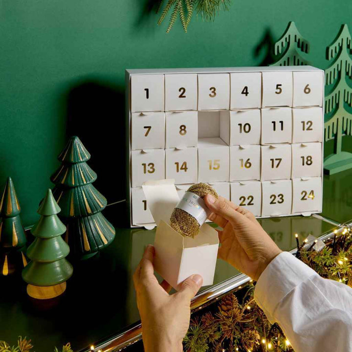Rico Design Ricorumi Adventskalender „Advent Advent” – Bild 3 von 5 bei bei bei bei bei bei bei bei bei bei Lieblingsgarn