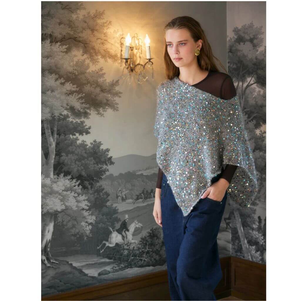 Belle Poncho Paljett Strickanleitung - Sandnes Garn (Heft)