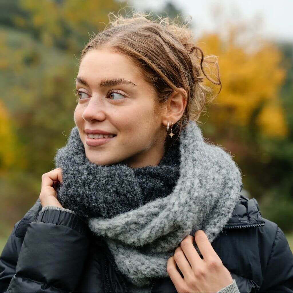 Dolce Alpaca Degradè Loop Strickanleitung – Gründl (PDF) – Produktansicht bei bei bei bei bei bei Lieblingsgarn