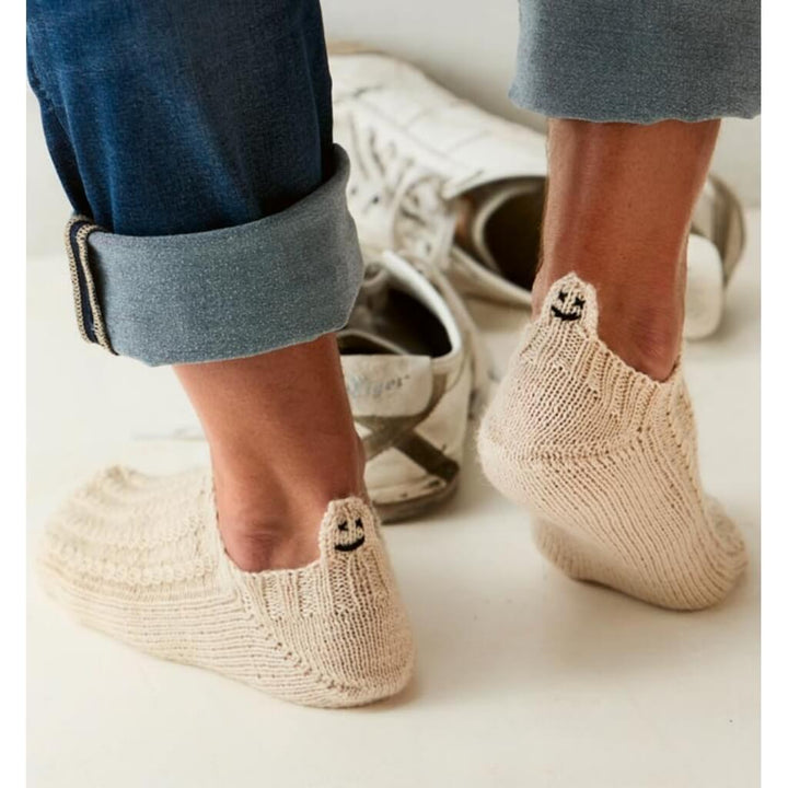 Topp TOPP Strickbuch: Sneakersocken stricken mit Wow-Effekt bei bei bei bei bei bei bei bei bei bei Lieblingsgarn