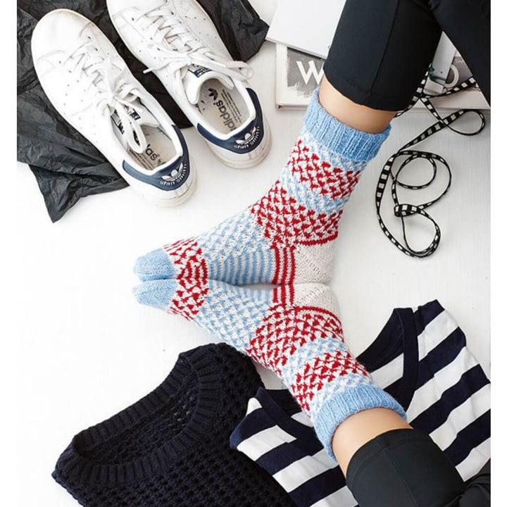 Topp TOPP Strickbuch: Socken stricken mit CraSyTrio von addi bei bei bei bei bei bei bei bei bei bei Lieblingsgarn