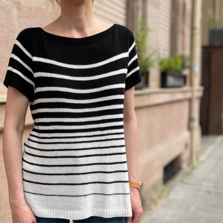 Strickauszeit Shirt Black and White Tee Strickanleitung - Strickauszeit (PDF) bei bei bei bei bei bei bei bei Lieblingsgarn