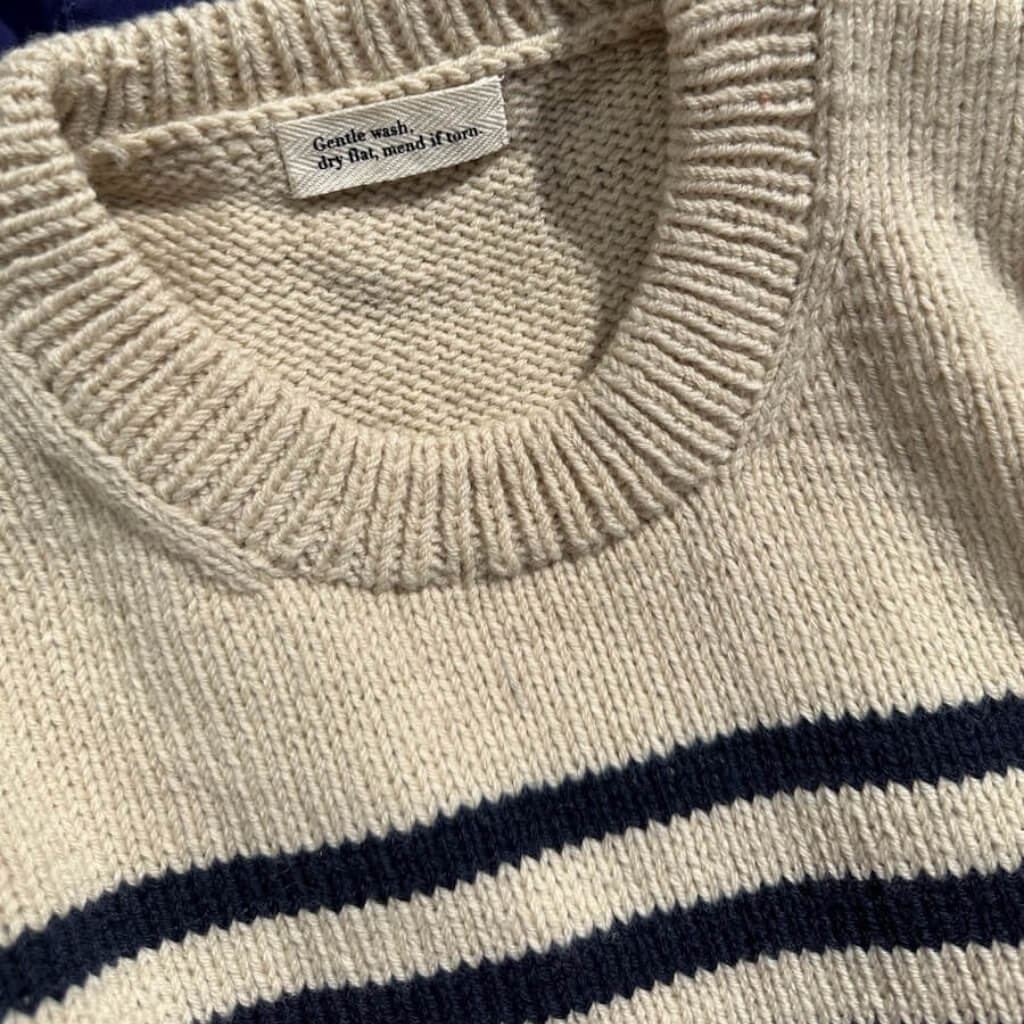 PetiteKnit Pattern Streifenpullover Lyon Sweater Strickanleitung - PetiteKnit (Heft) bei bei bei bei bei bei Lieblingsgarn