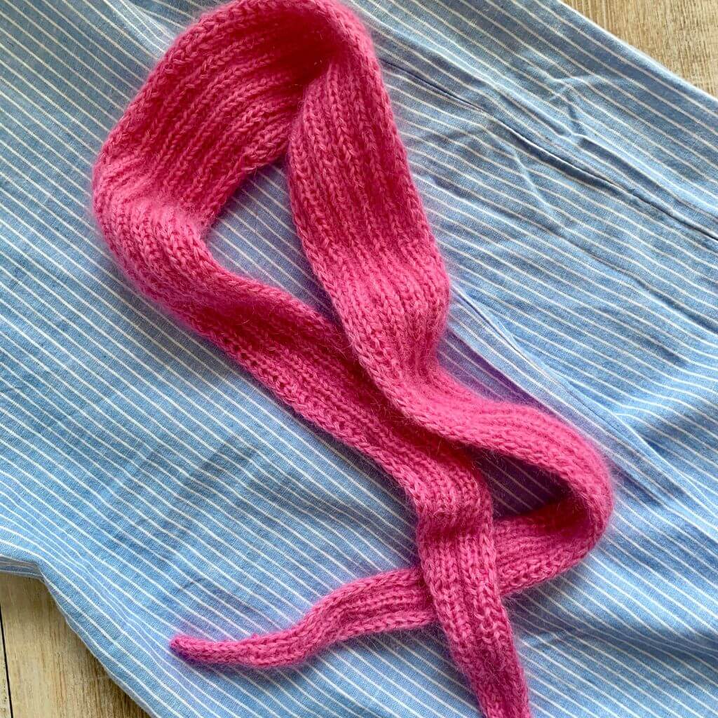 wemadewardrobe Lotta Scarf Light Strickanleitung - wemadewardrobe bei bei bei bei bei bei bei bei bei bei Lieblingsgarn