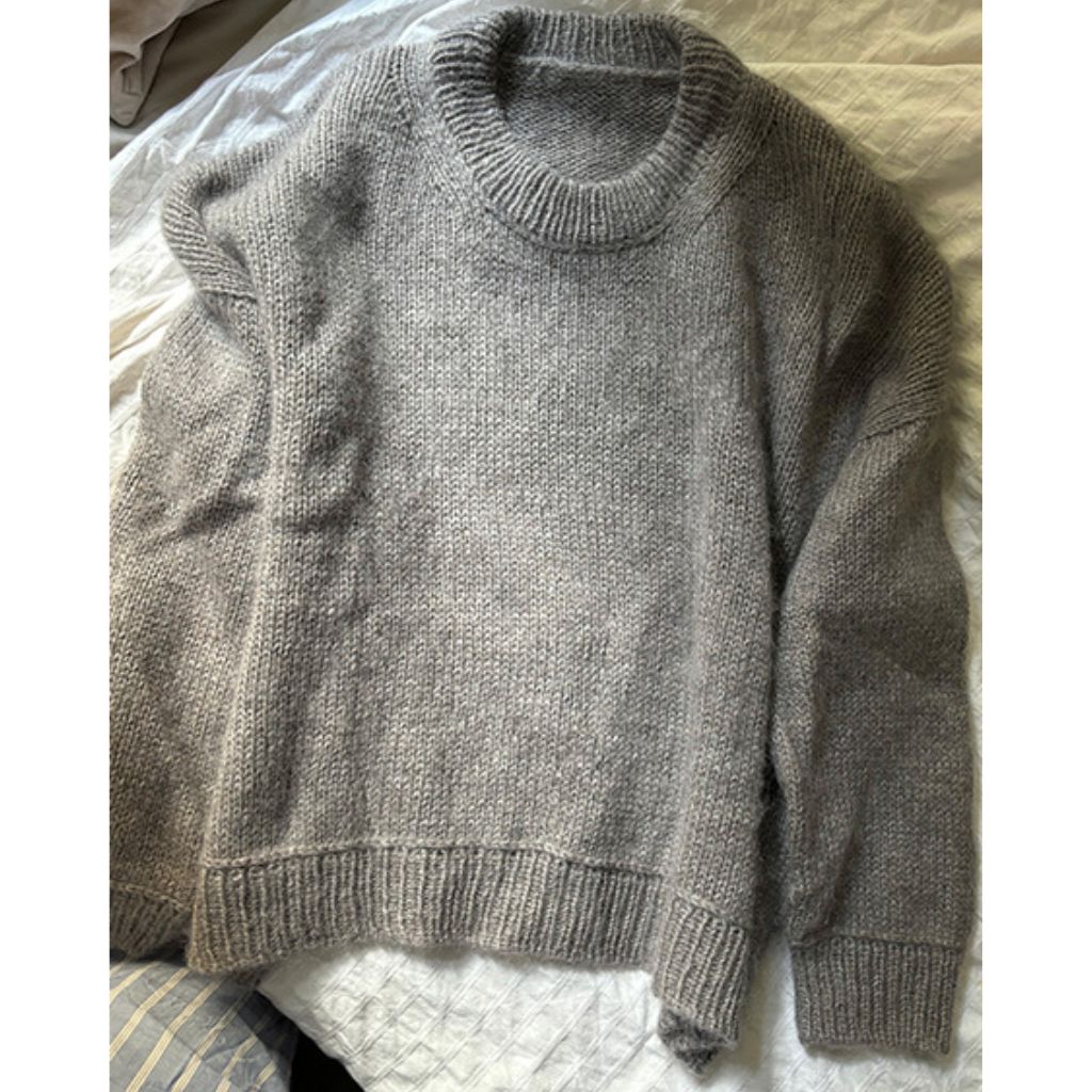 wemadewardrobe Pullover Maja Sweater Strickanleitung - wemadewardrobe (PDF) bei bei bei bei bei bei bei bei Lieblingsgarn