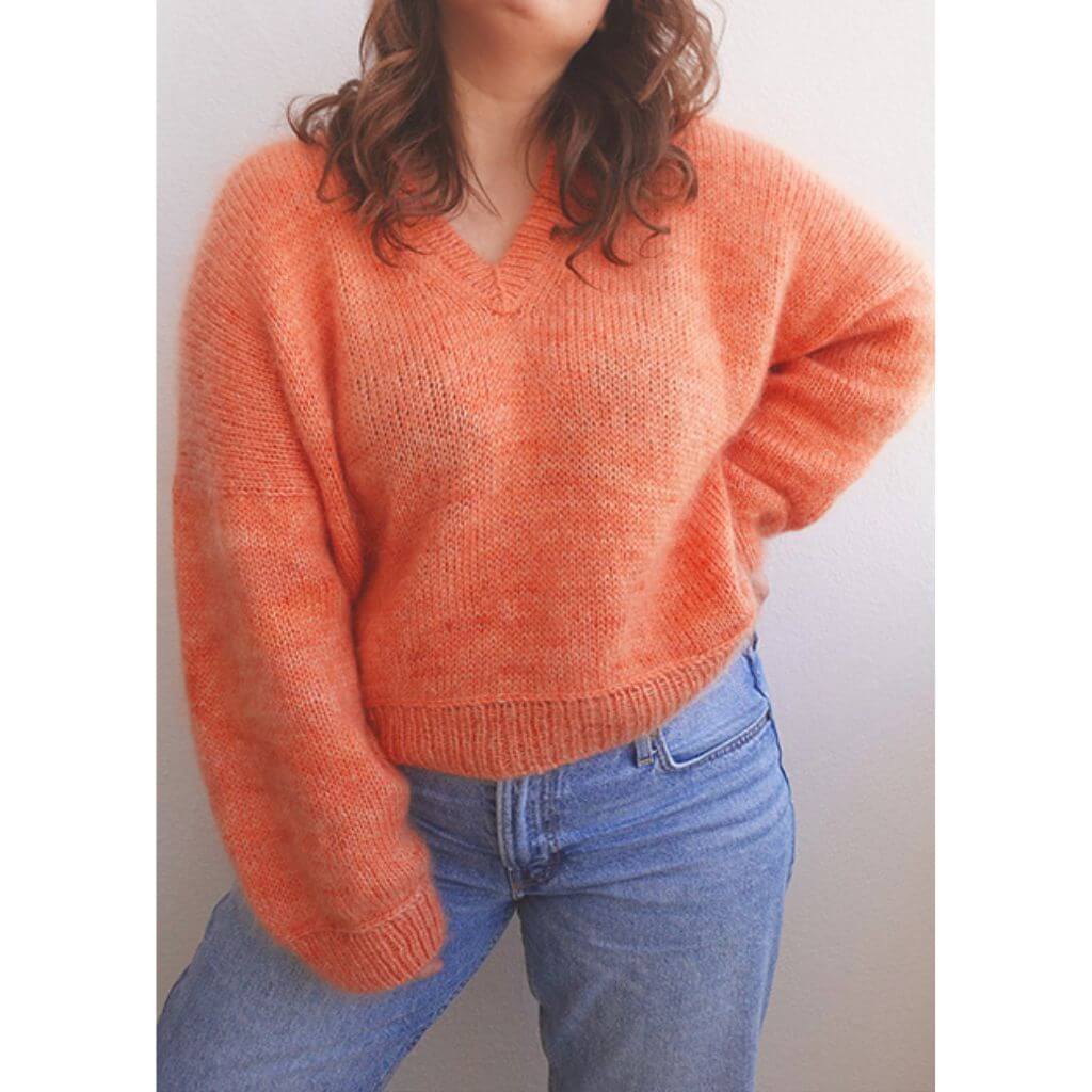 wemadewardrobe Maja Sweater V-Neck Strickanleitung - wemadewardrobe (PDF) bei bei bei bei bei bei bei bei bei Lieblingsgarn