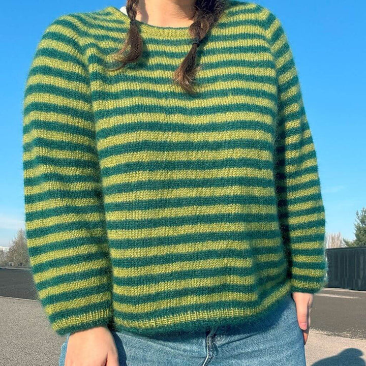 wemadewardrobe Bluse Mollie Blouse Strickanleitung - wemadewardrobe (PDF) bei bei bei bei bei bei bei bei bei Lieblingsgarn