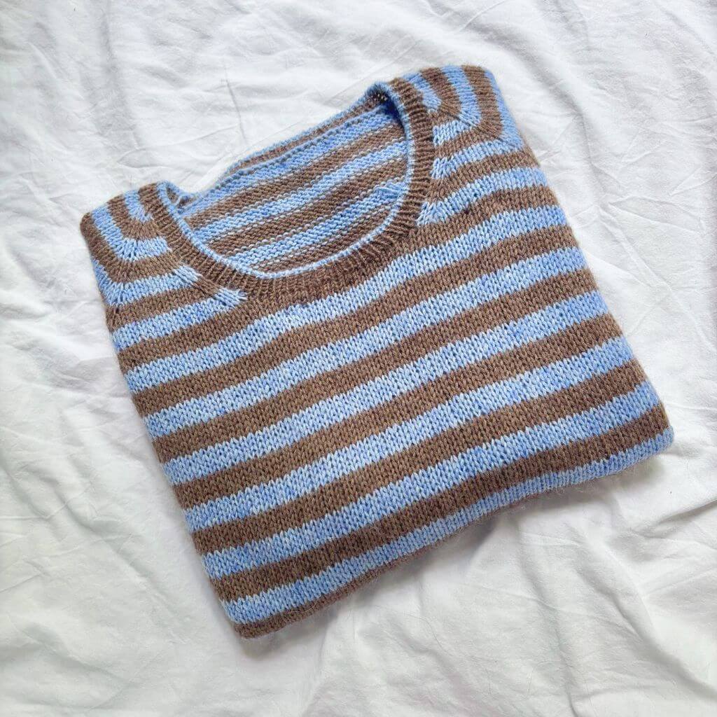 wemadewardrobe T-Shirt Mollie Tee Strickanleitung - wemadewardrobe (PDF) bei bei bei bei bei bei bei bei bei Lieblingsgarn