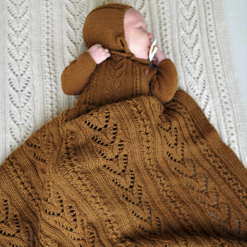 Yndestrikk Pattern Lochmuster Babydecke Strickanleitung - Yndestrikk (PDF) bei bei bei bei bei bei bei bei Lieblingsgarn