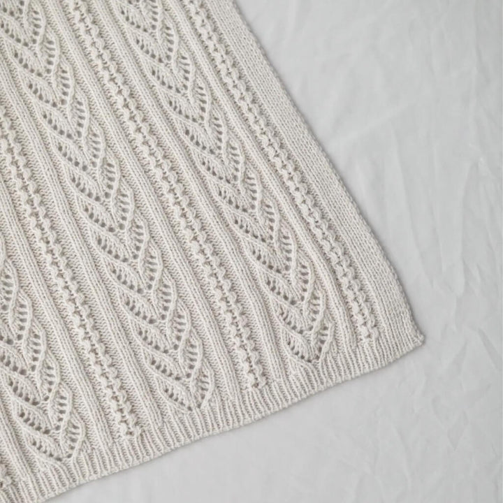 Yndestrikk Pattern Lochmuster Babydecke Strickanleitung - Yndestrikk (PDF) bei bei bei bei bei bei bei bei Lieblingsgarn