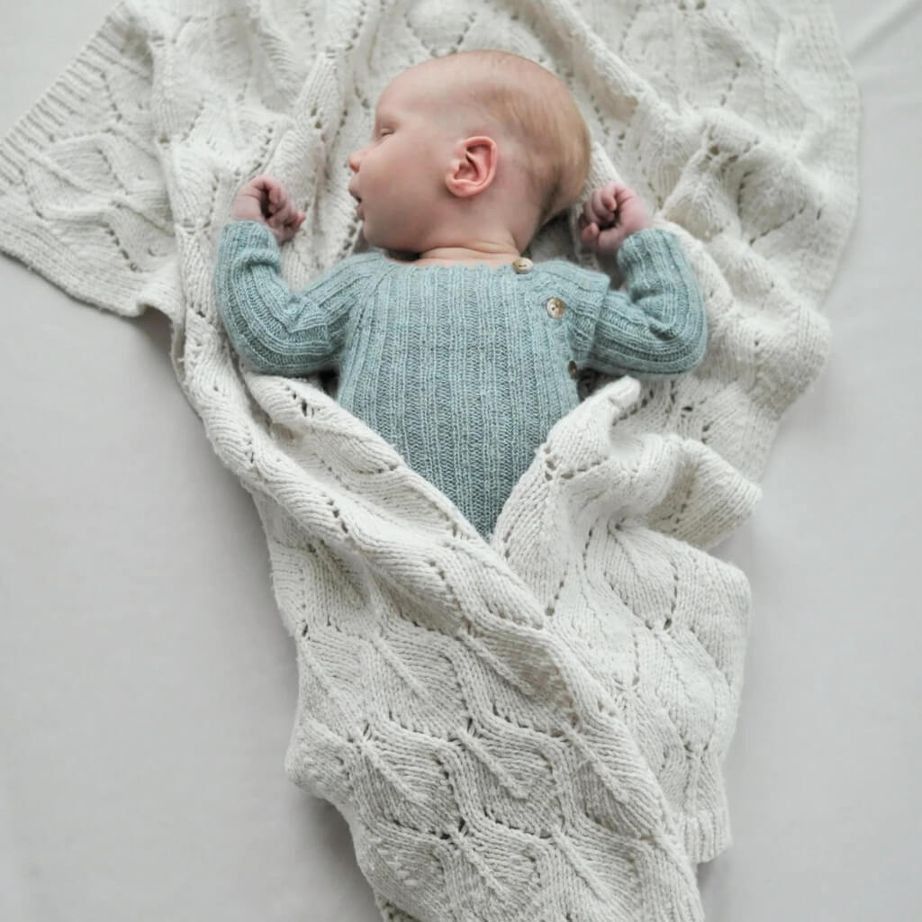 Yndestrikk Pattern Babydecke Lille Spire Strickanleitung - Yndestrikk (PDF) bei bei bei bei bei bei bei bei Lieblingsgarn