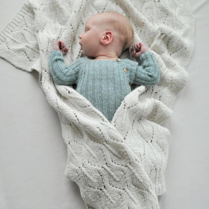 Yndestrikk Pattern Babydecke Lille Spire Strickanleitung - Yndestrikk (PDF) bei bei bei bei bei bei bei bei Lieblingsgarn