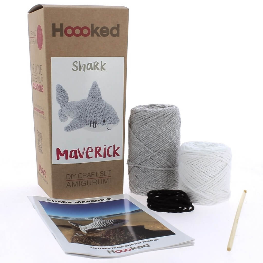 Hoooked DIY Amigurumi Shark Maverick bei bei bei bei bei bei bei bei bei bei Lieblingsgarn